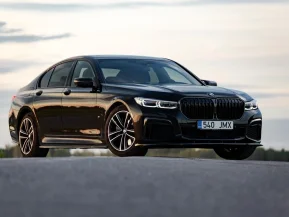 BMW 745