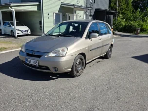 Suzuki Liana