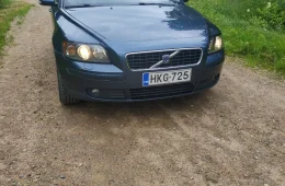 Volvo S40