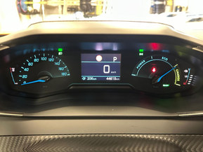 Peugeot e-2008