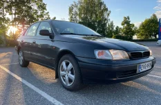 Toyota Carina E