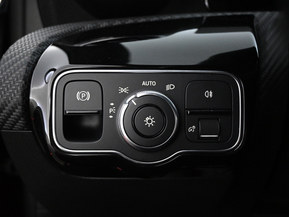 Mercedes-Benz A