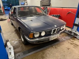 BMW 728