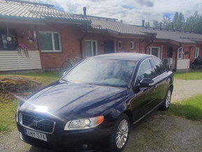 Volvo S80