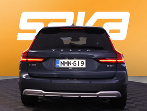 Volvo V90 Cross Country