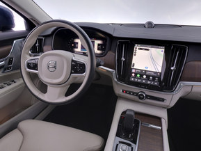 Volvo V90 Cross Country