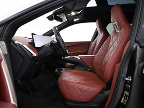 BMW iX M60
