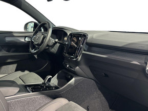 Volvo EX40