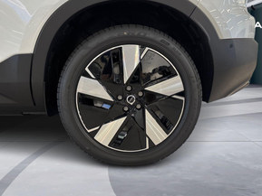Volvo EX40