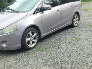 Mitsubishi Grandis