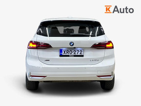 BMW 225