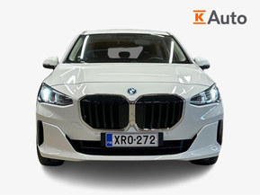 BMW 225