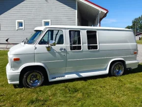 Chevrolet Chevy Van