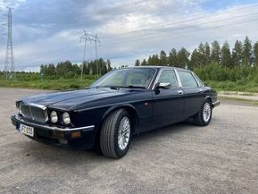 Jaguar Sovereign