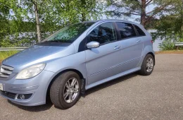 Mercedes-Benz B