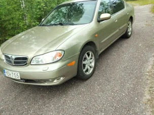 Nissan Maxima