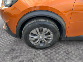 Peugeot e-2008