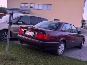 Audi 100