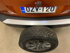 Peugeot e-2008