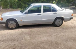 Mercedes-Benz 190
