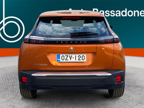 Peugeot e-2008