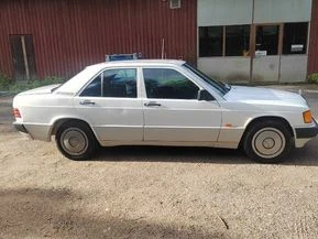 Mercedes-Benz 190