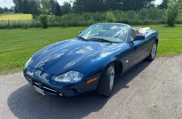 Jaguar XK8