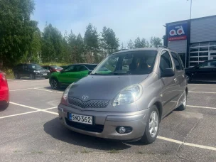 Toyota Yaris Verso