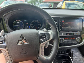 Mitsubishi Outlander PHEV