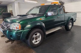 Nissan NP300