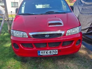 Hyundai H1 Van