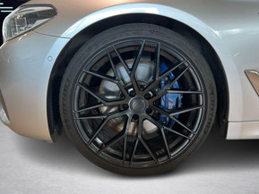BMW 550