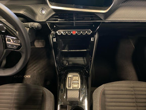 Peugeot e-2008