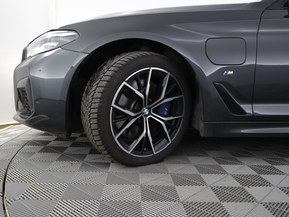 BMW 545
