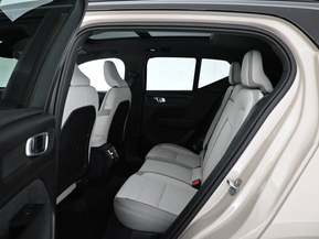 Volvo EX40