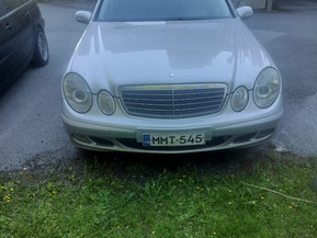 Mercedes-Benz E 220