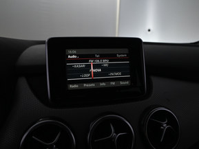 Mercedes-Benz B