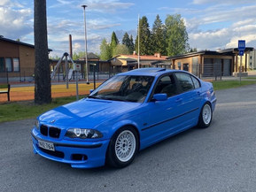 BMW 320