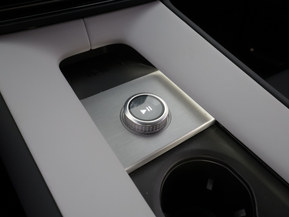 Polestar 4