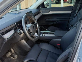 Volvo EX90