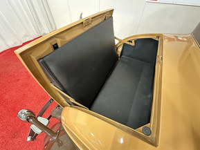 Chevrolet Deluxe