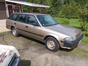 Toyota Carina II