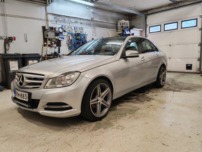Mercedes-Benz C