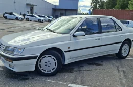 Peugeot 605