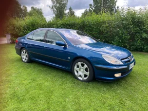 Peugeot 607
