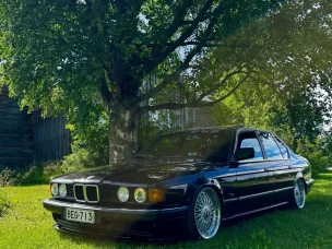 BMW 730
