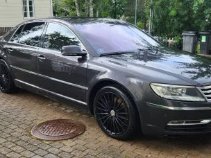 Volkswagen Phaeton