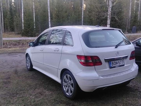 Mercedes-Benz B