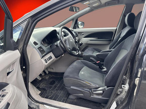 Mitsubishi Grandis