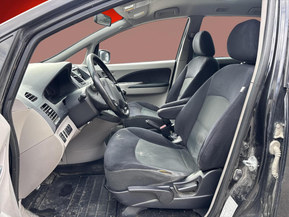 Mitsubishi Grandis